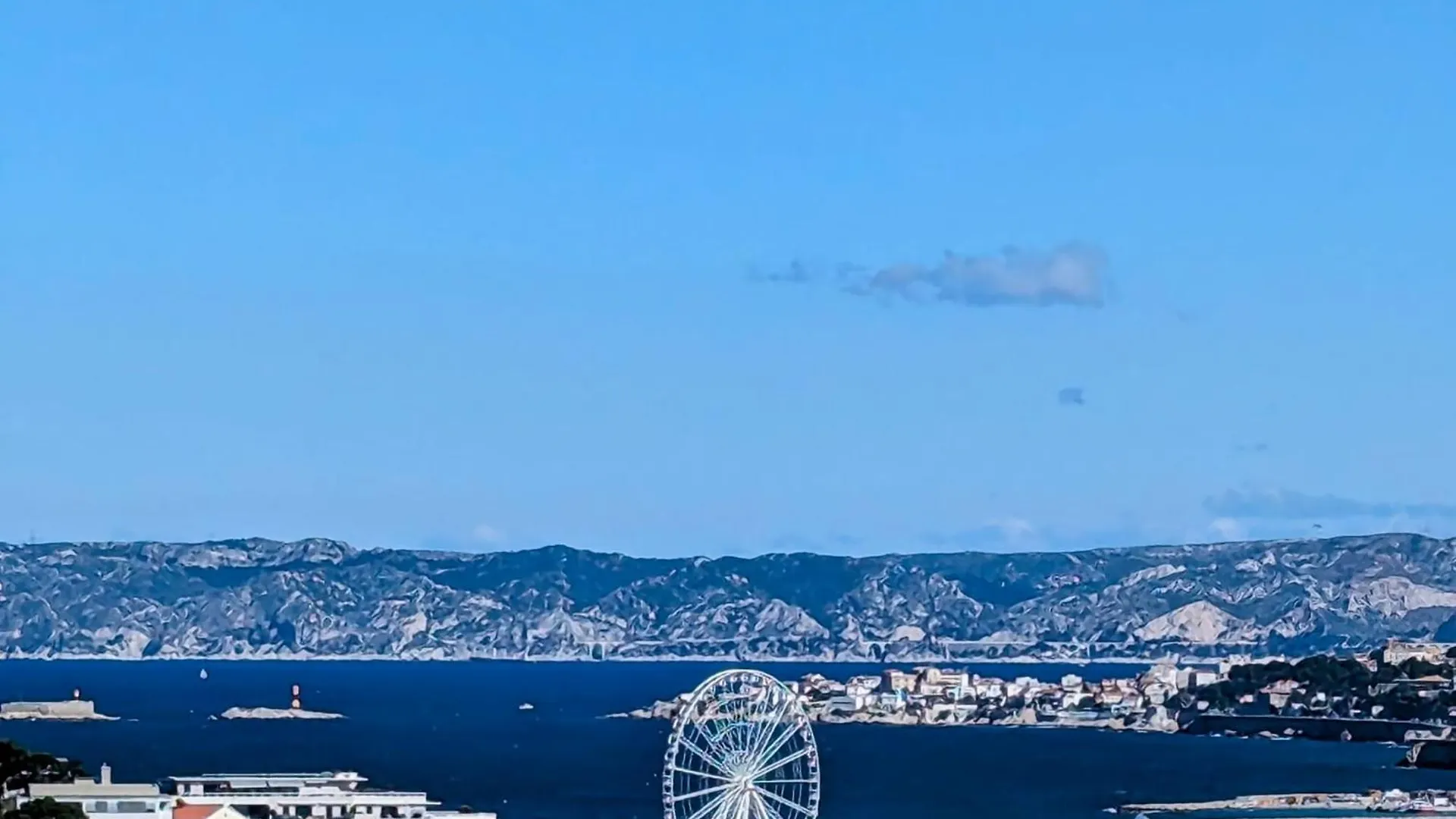 Mer Et Pinede Marseille Calanques